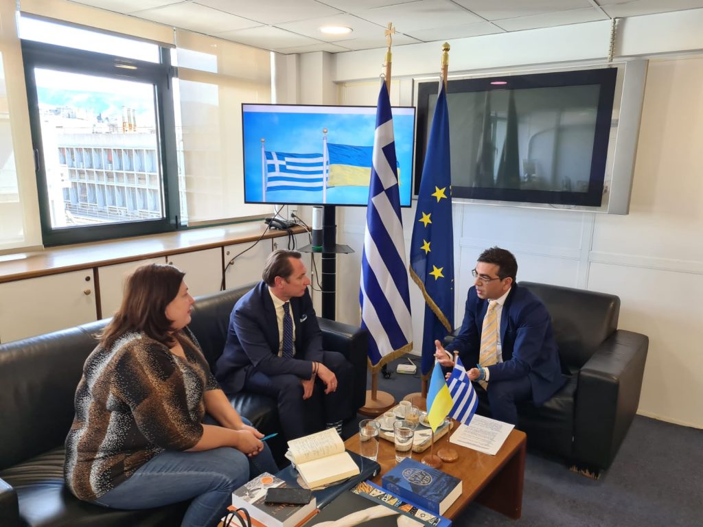 Συνάντηση Γενικού Γραμματέα Κοινωνικής Αλληλεγγύης Γ. Σταμάτη με τον Πρέσβη και την Πρόξενο της Ουκρανίας στην Αθήνα