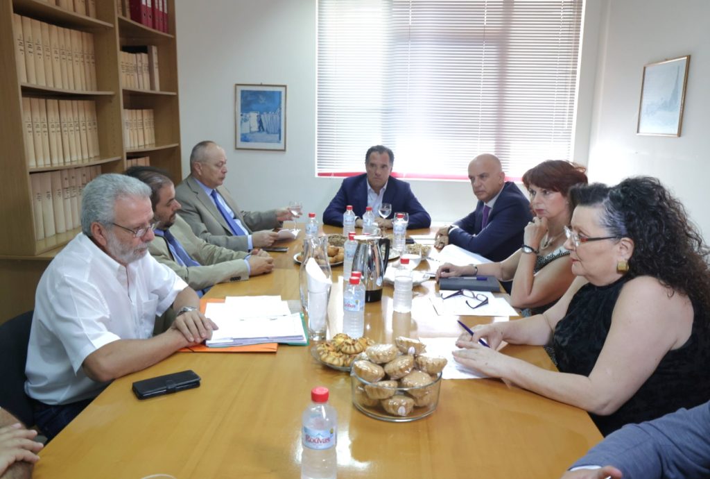 Επίσκεψη του Υπουργού Εργασίας και Κοινωνικής Ασφάλισης κ. Άδωνι Γεωργιάδη στις δομές του e- ΕΦΚΑ, στο Ηράκλειο Κρήτης