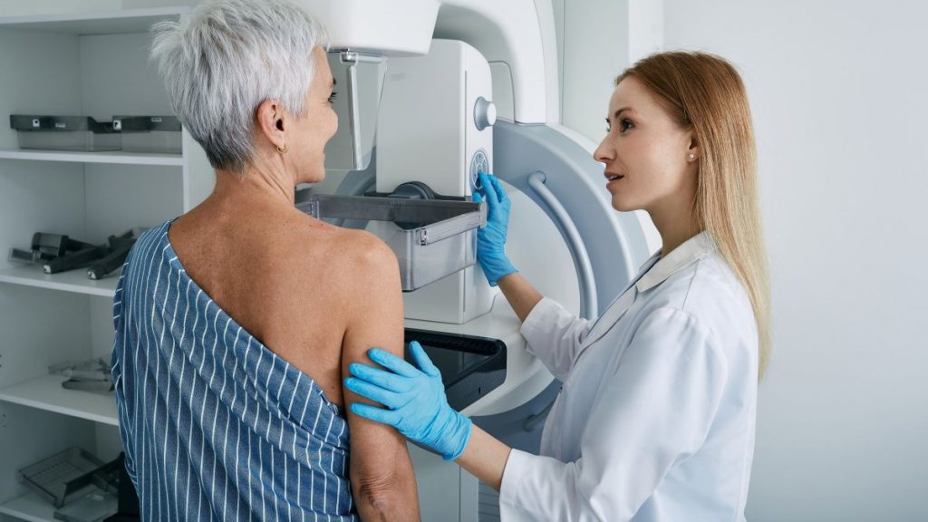 Η αξιολόγηση της μαστογραφίας με μεθόδους τεχνητής νοημοσύνης είναι ισάξια της κλασικής μεθόδου και μειώνει το φόρτο εργασίας