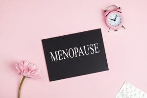 6 στις 10 γυναίκες πιστεύουν ότι τα συμπτώματα της εμμηνόπαυσης έχουν αρνητικό αντίκτυπο στην εργασία τους